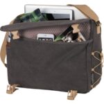 Field & Co.® Venture 15" Computer Messenger